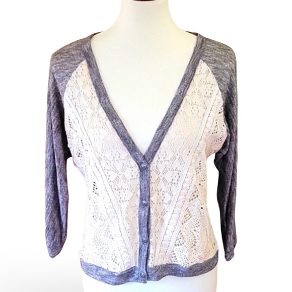 3/$30 ❤️ Gray cardigan with ivory cream lace size large, made by Spoiled - Picture 2 of 6